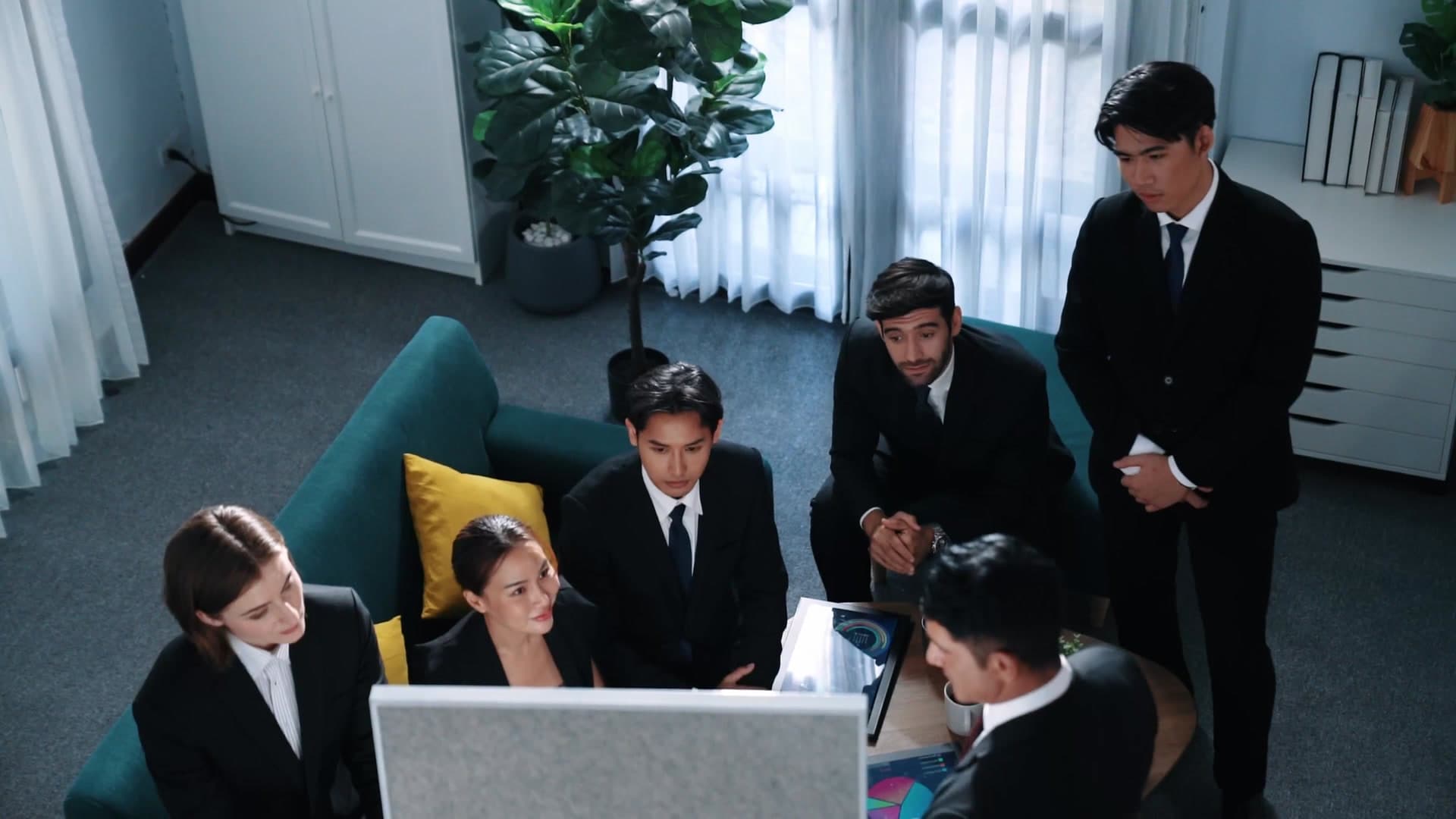 カンバンで案件ステータスを管理するイメージ